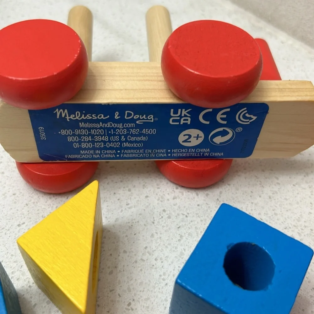 🦋 Colorful Wooden Train Melissa and Doug Set for Toddlers!
